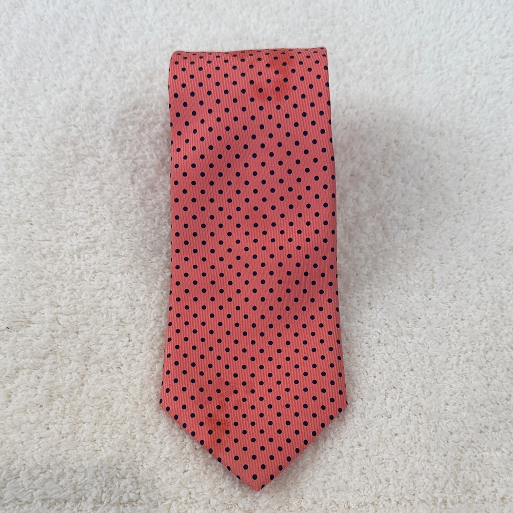 Coral Polka Dot Men's Tie — Classic Formal Style